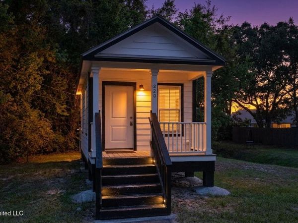 220 Church Lane, Long Beach, MS 39560