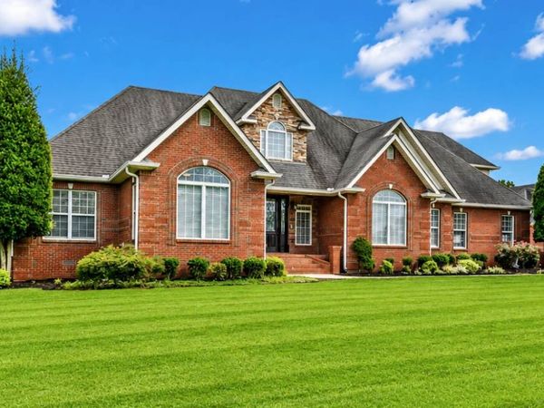 4884 Saint Andrew Ct , Clarksville, TN 37043