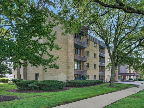 1133 S Finley Road , Unit 309, Lombard, IL 60148
