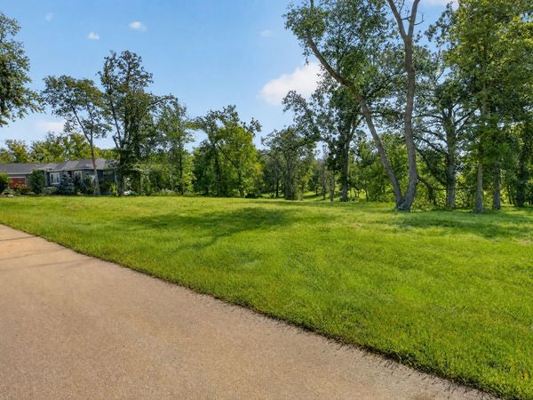 1650 Timberlane Road , Delmar, IA 52037