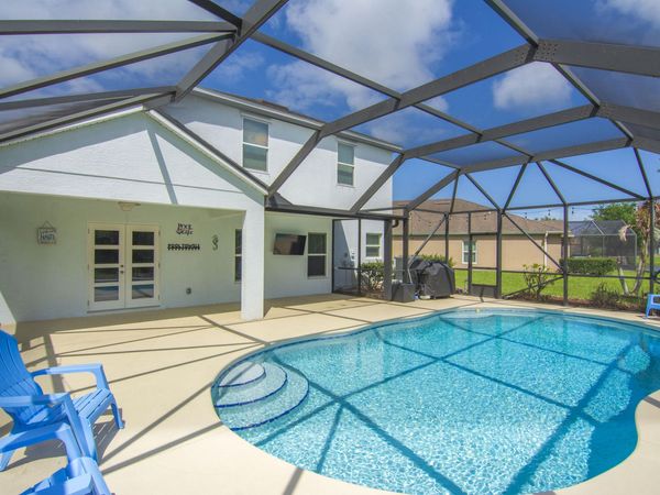 655 VALENCIA Circle SW, Vero Beach, FL 32968