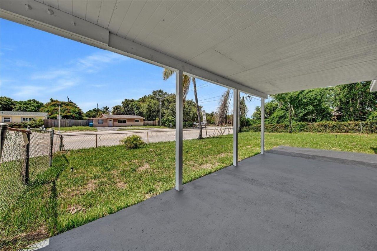 11 NE 28th Court, Boynton Beach, FL 33435 Photo