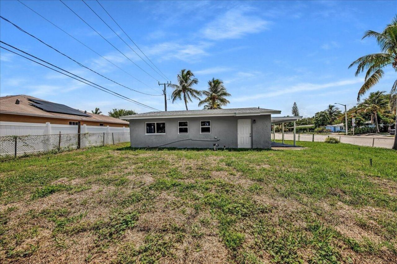 11 NE 28th Court, Boynton Beach, FL 33435 Photo
