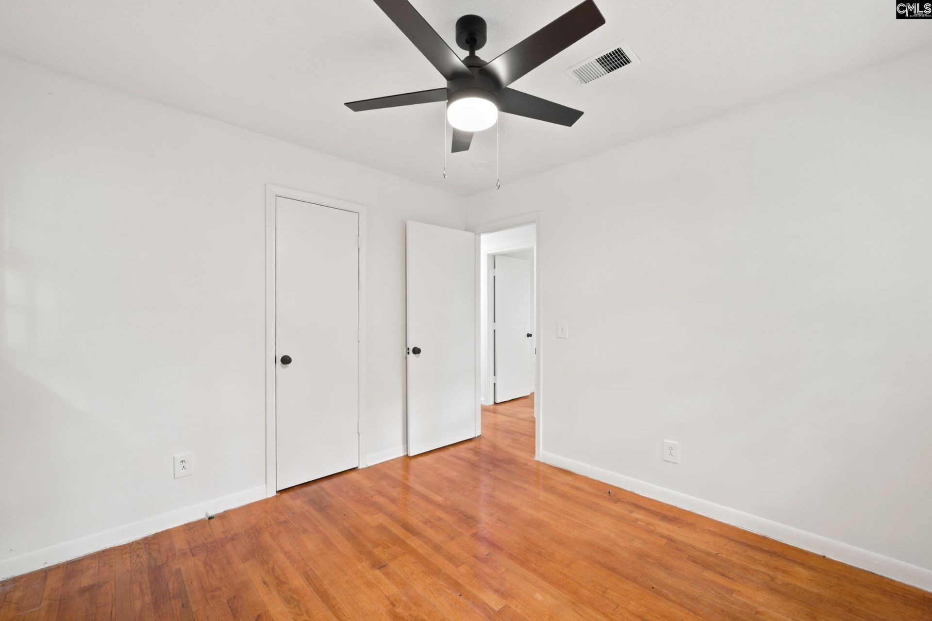 908 Woodale Circle Photo 10