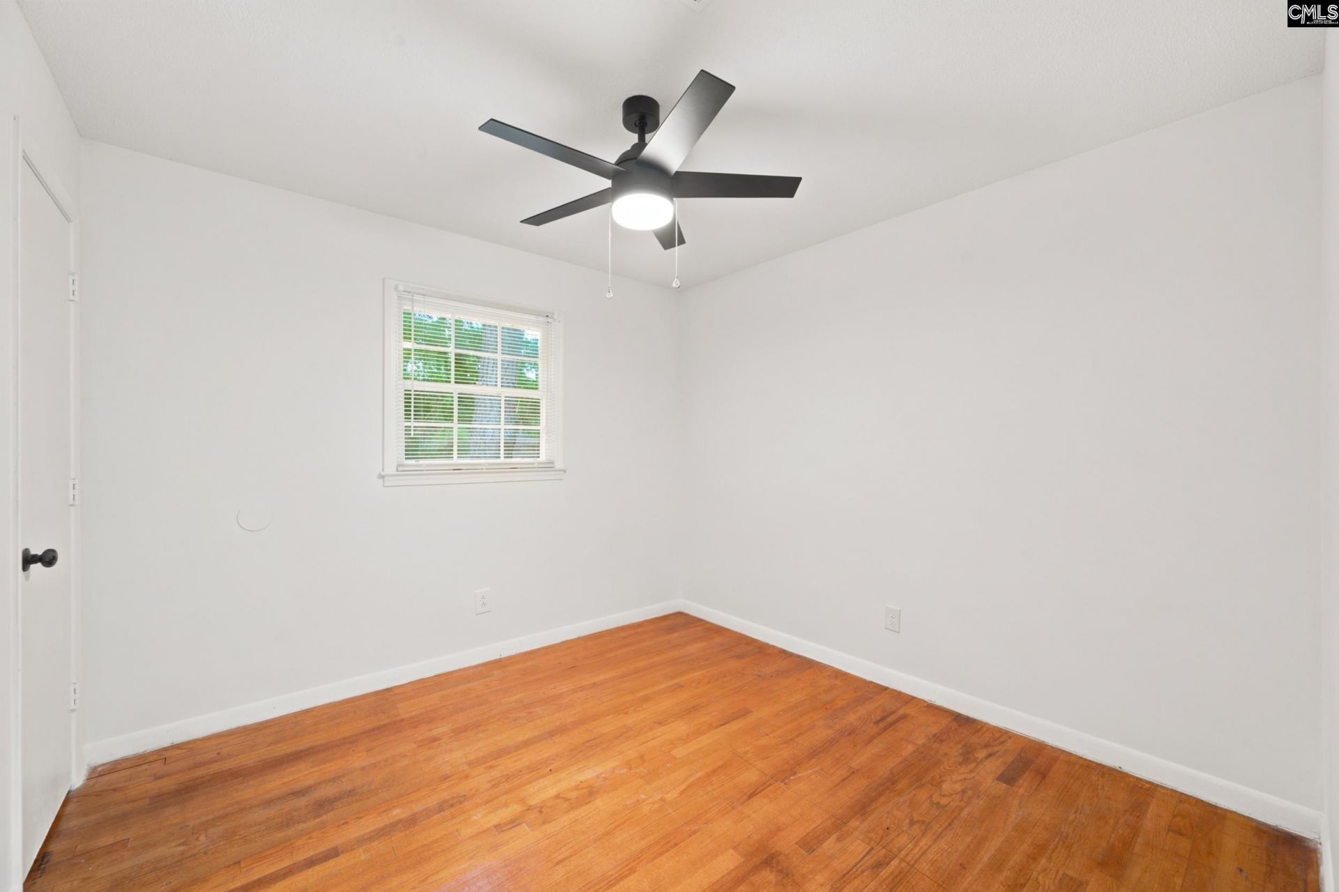 908 Woodale Circle Photo 11