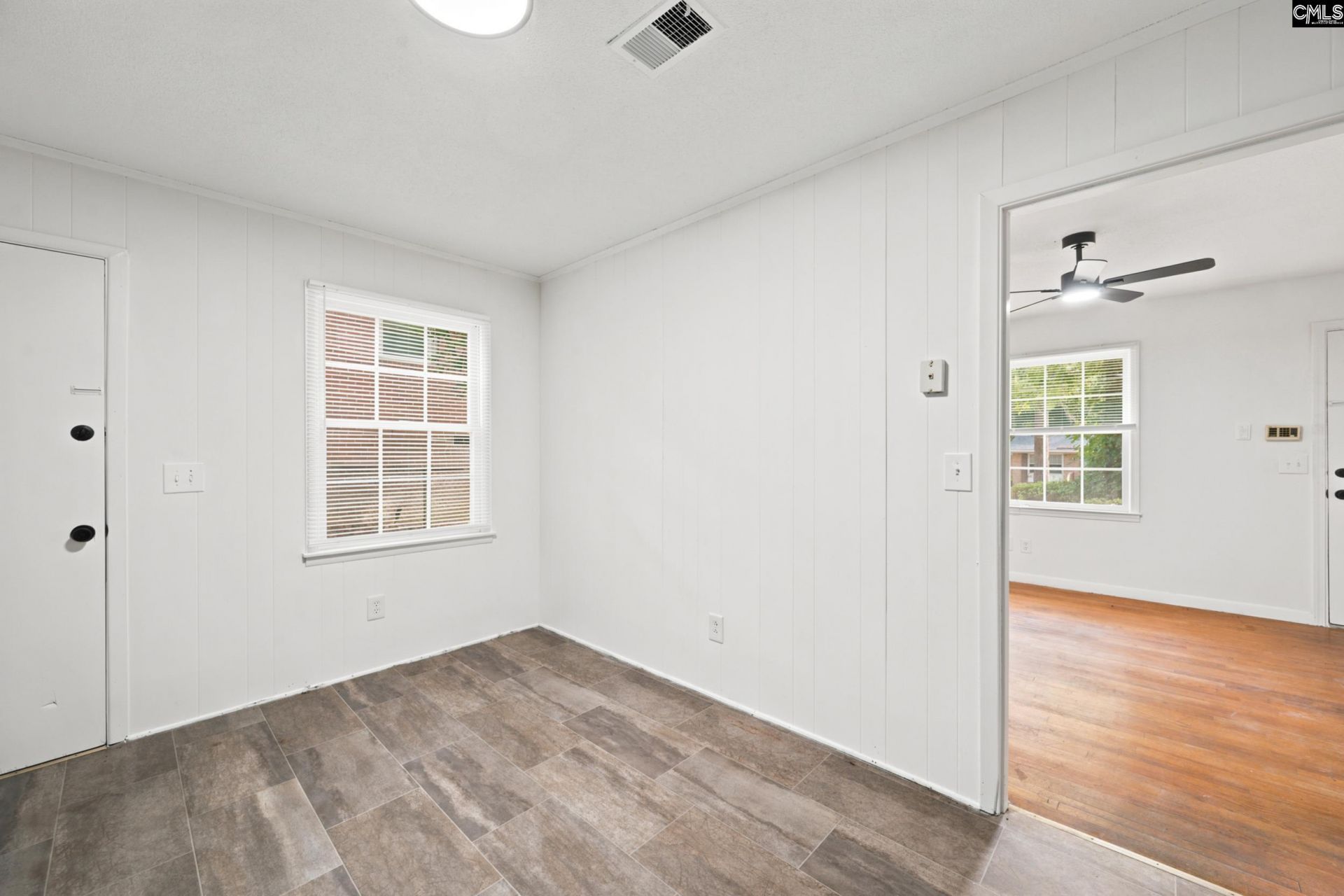 908 Woodale Circle Photo 8