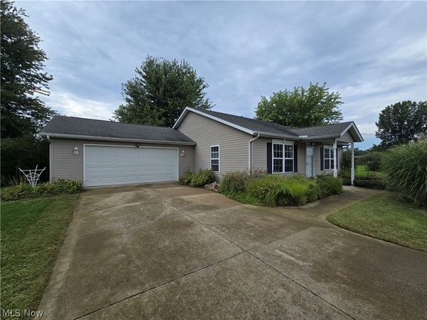 3246 McMackin Road , Madison, OH 44057