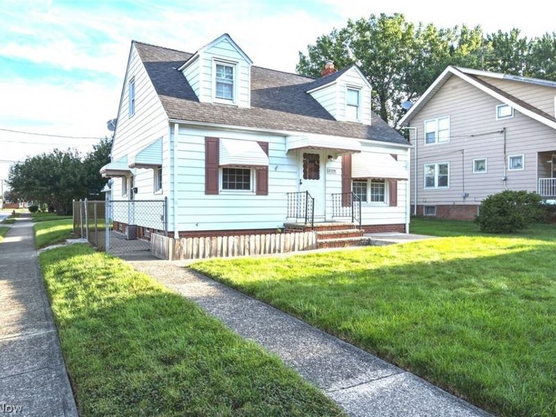 21351 Goller Avenue, Euclid, OH 44119 Photo 2