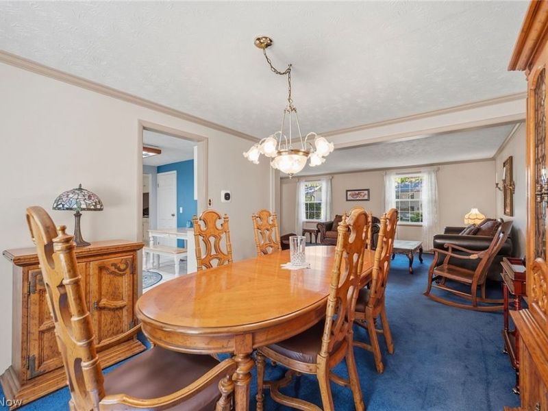 1370 Bittersweet Drive NE, Warren, OH 44484 Photo 11