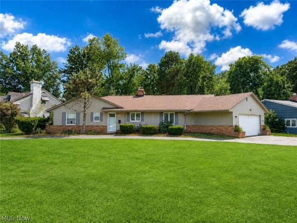 1290 Forest Hills Boulevard , Cleveland Heights, OH 44118