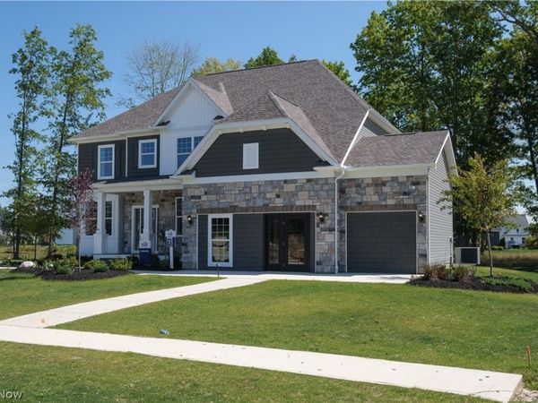 527 Port Side Drive , Avon Lake, OH 44012