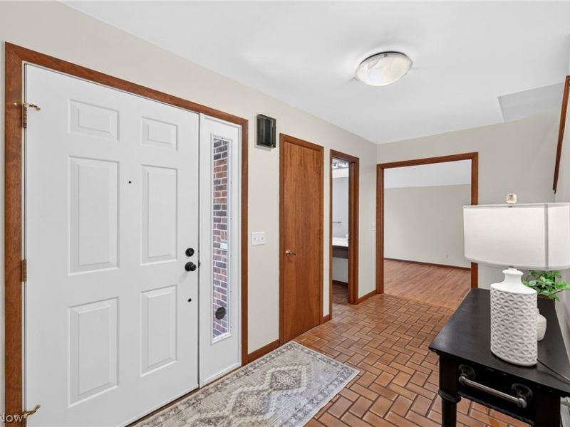 340 Edgemeer Place, Oberlin, OH 44074 Photo 6