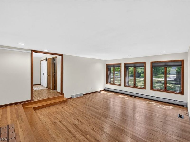 340 Edgemeer Place, Oberlin, OH 44074 Photo 9