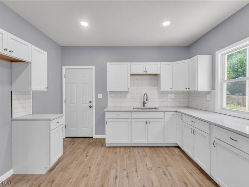 3925 Riverside Avenue, Cleveland, OH 44109 Photo 20