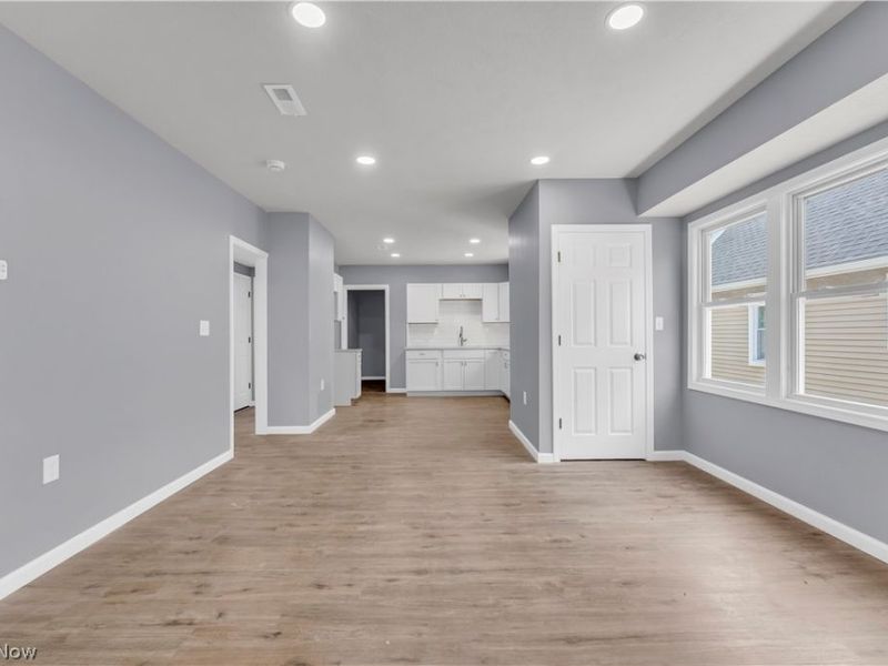 3925 Riverside Avenue, Cleveland, OH 44109 Photo 26