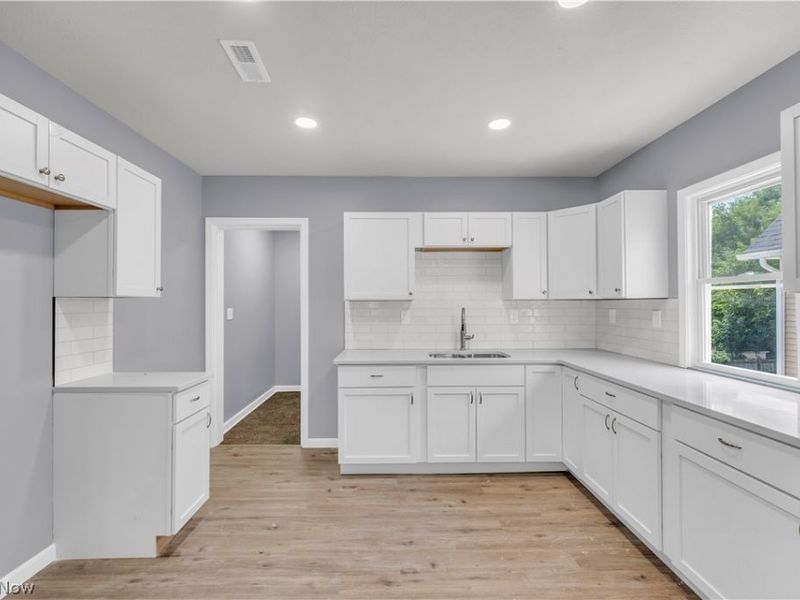 3925 Riverside Avenue, Cleveland, OH 44109 Photo 28