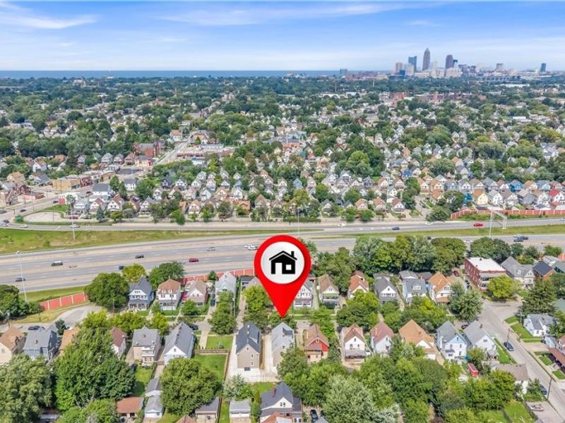 3925 Riverside Avenue, Cleveland, OH 44109 Photo 4