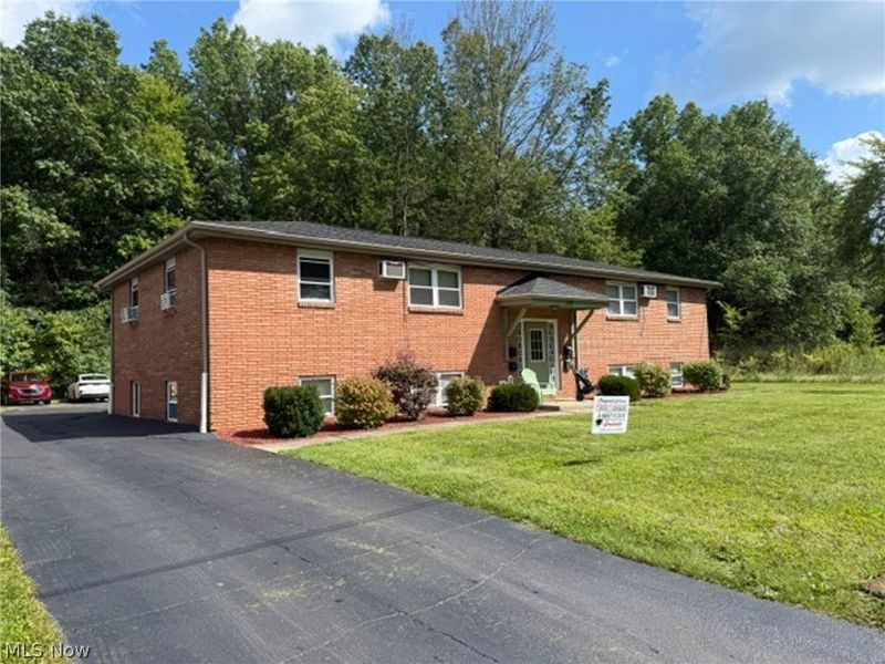 170 Kendall Avenue, Campbell, OH 44405 Photo 7