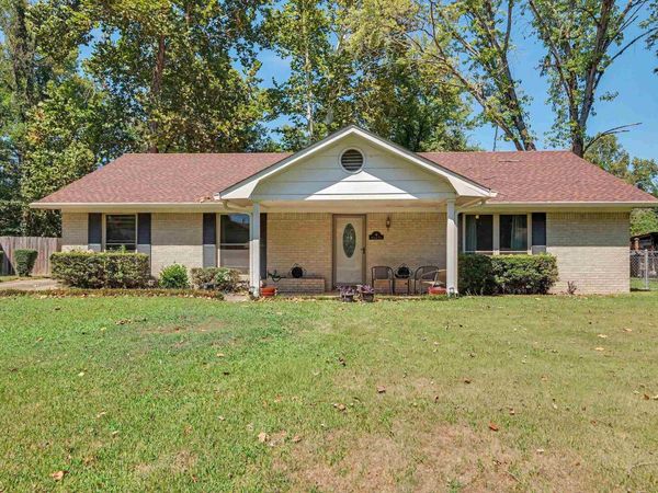 4 Malcolm Cv, Little Rock, AR 72209