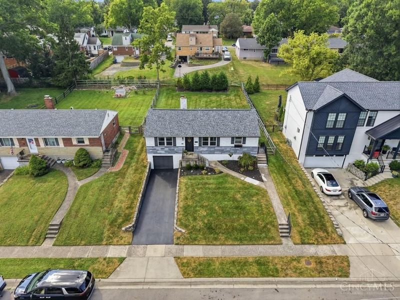 7241 Berwood Drive, Madeira, OH 45243 Photo 3