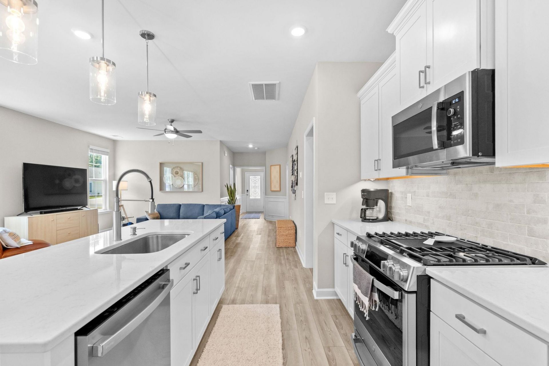 1023 Agostino Dr. Photo 18