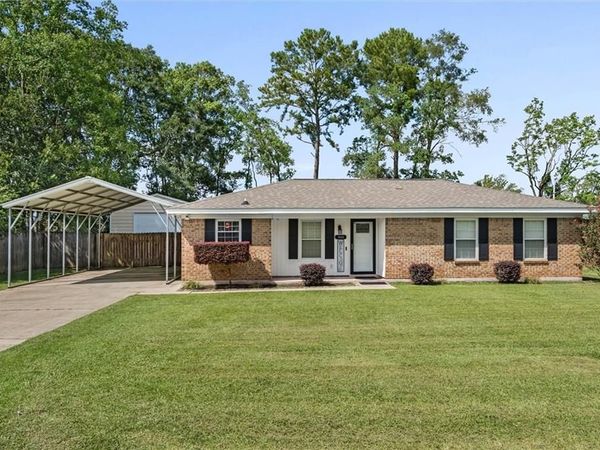 8000 Hillmount Drive , Mobile, AL 36619