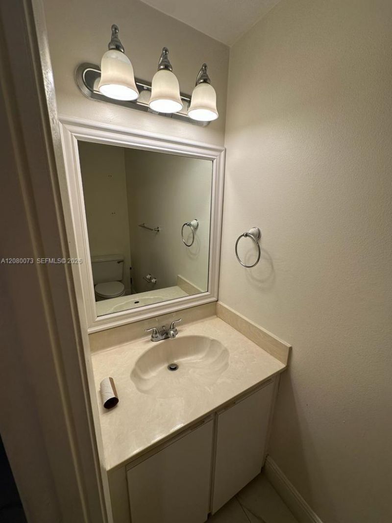 10182 NW 41st St, Unit 100-9, Doral, FL 33178 Photo