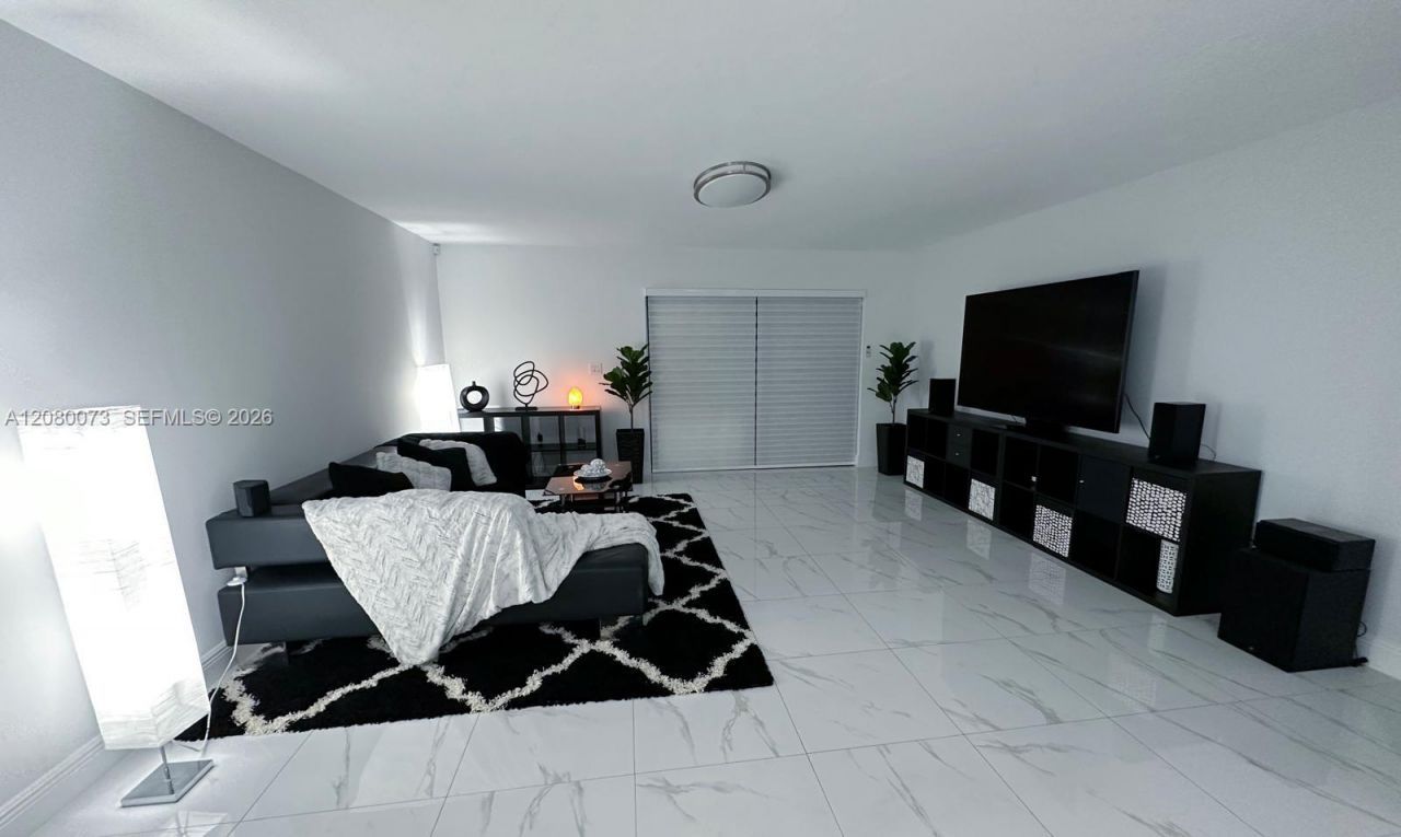 10182 NW 41st St, Unit 100-9, Doral, FL 33178 Photo