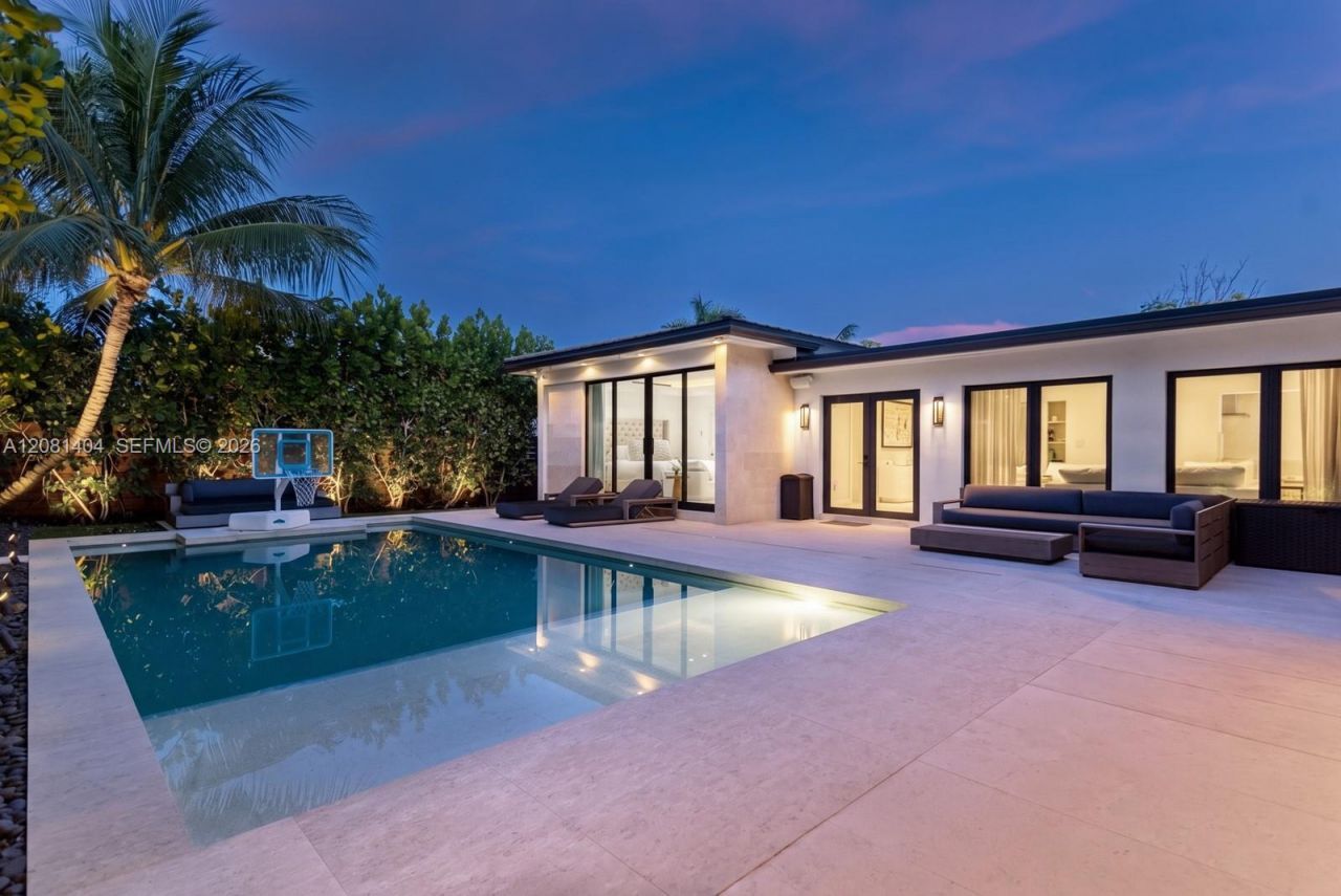 771 Fairway Dr, Miami Beach, FL 33141 Photo