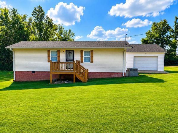 515 PATTERSON RD, Savannah, TN 38372