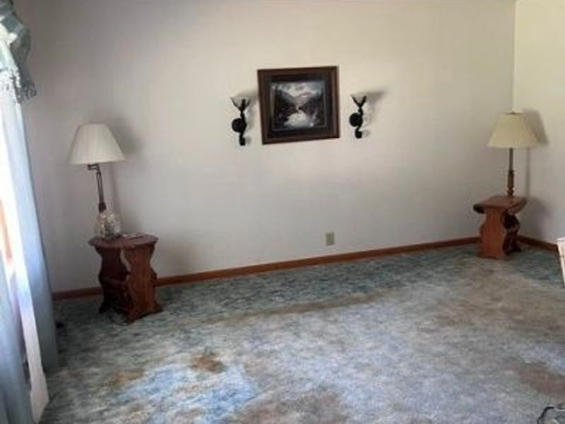 8480 West Pike, Hopewell, OH 43746 Photo 3
