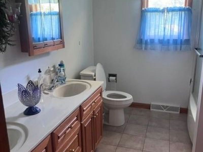 8480 West Pike, Hopewell, OH 43746 Photo 6