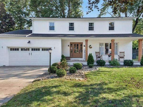 381 Fawnwood Drive , Tallmadge, OH 44278
