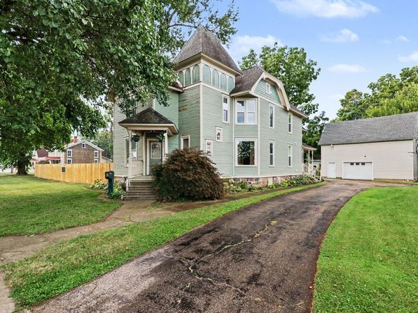 211 S Hillsdale Street, Homer, MI 49245