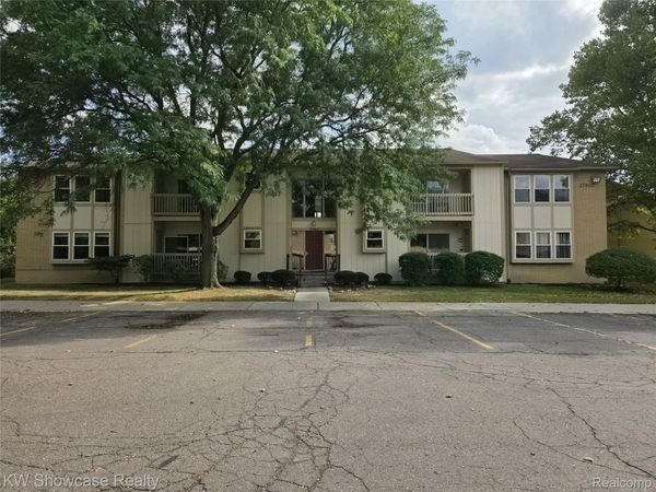 27860 Berrywood Lane , Unit 20, Farmington Hills, Mi 48334