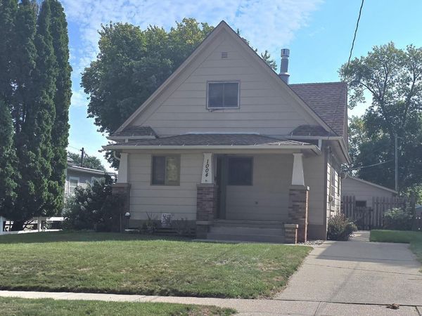 1004 S Cornelia, Sioux City, IA 51106