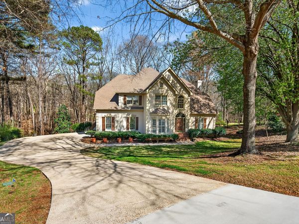 227 Ashford Circle, Lagrange, GA 30240