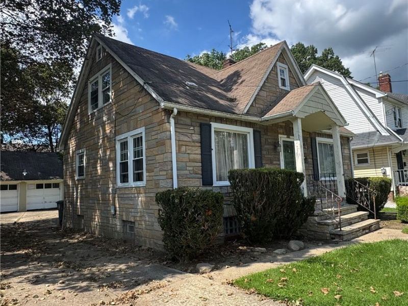 836 Mercer Avenue, Akron, OH 44320 Photo 2
