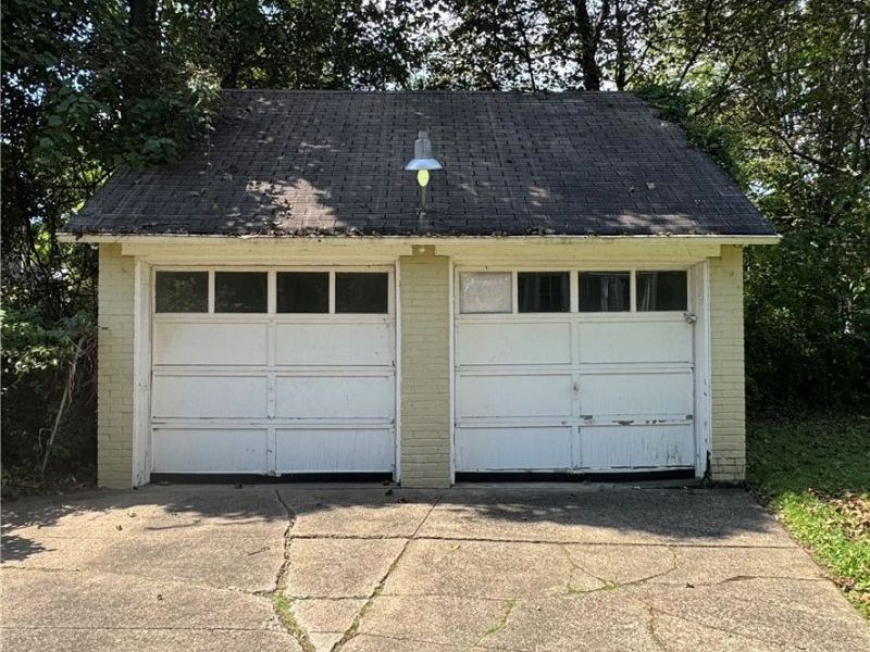 836 Mercer Avenue, Akron, OH 44320 Photo 3