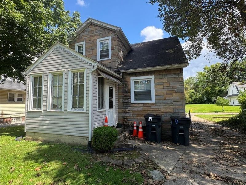 836 Mercer Avenue, Akron, OH 44320 Photo 4