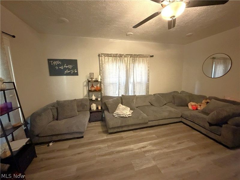 547 Morgan Avenue, Akron, OH 44311 Photo 6