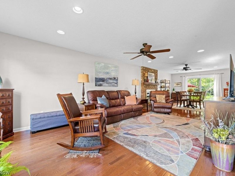 369 Amy Way, Wadsworth, OH 44281 Photo 5