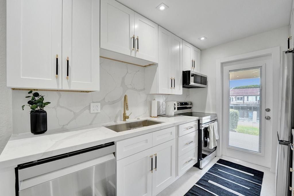 2866 NE 30th Street, Fort Lauderdale, FL 33306 Photo