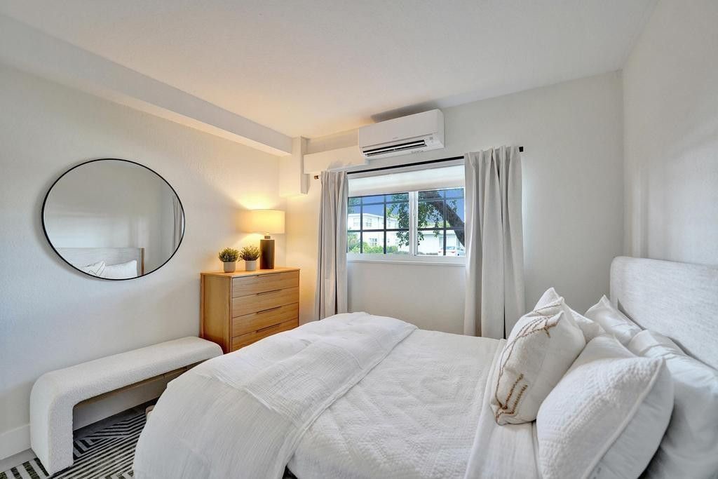2866 NE 30th Street, Fort Lauderdale, FL 33306 Photo