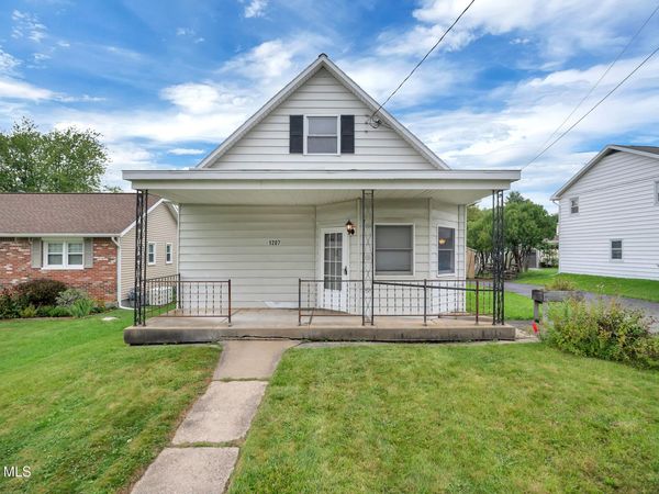 1207 Cullen Avenue, Schenectady, NY 12309