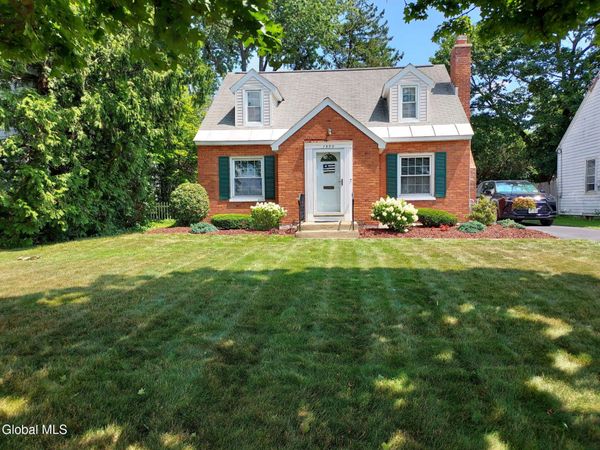 1300 McClellan Street, Schenectady, NY 12309