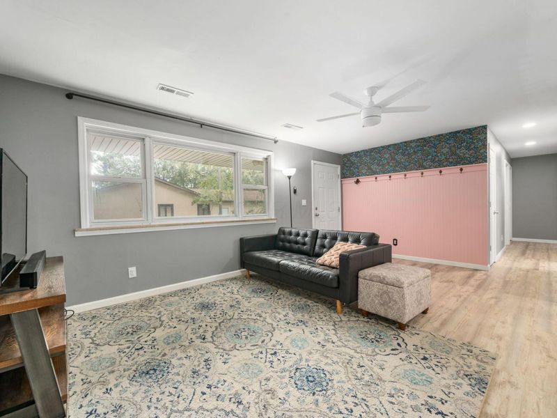 2255 Cherokee Drive, London, OH 43140 Photo 10