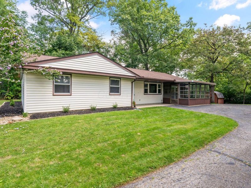 2255 Cherokee Drive, London, OH 43140 Photo 3
