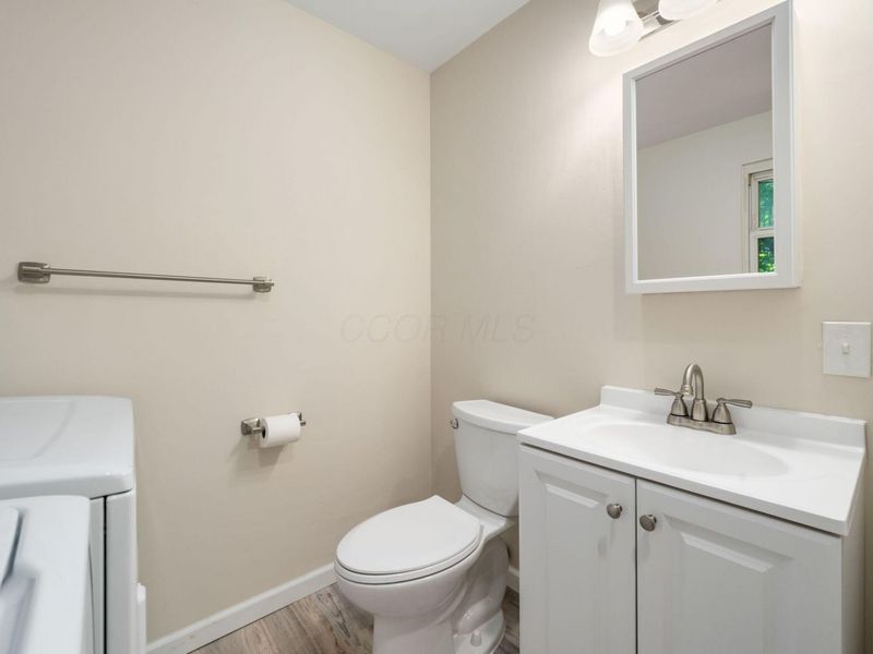 2255 Cherokee Drive, London, OH 43140 Photo 33