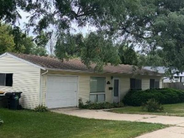 Streamwood, IL 60107